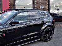 Jaguar F-pace 3.0d V6 S AWD 300 PS AP-GTS WIDEBODY ASV PAN ROOF MASSIVE SPECIFICATION BLACK DIAMOND PACK Estate Diesel Black