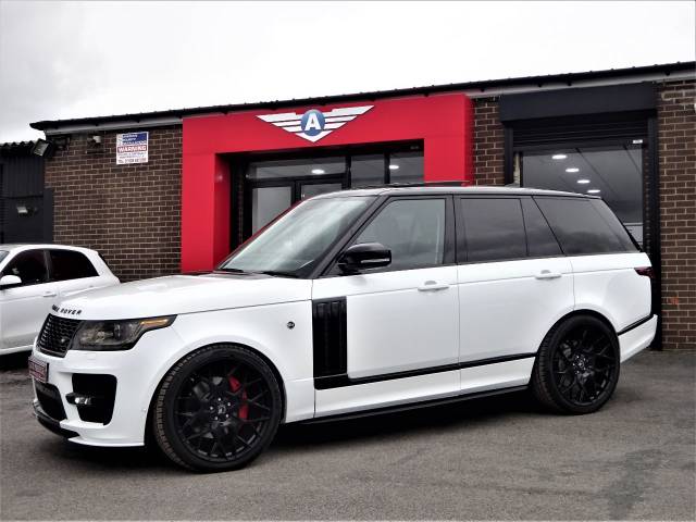 2017 Land Rover Range Rover 4.4 SDV8 Vogue 4dr Auto SVO DIAMONDD BLACK EDITION LOW MILEAGE 339 BHP LR WARRANTY WHITE 67 REG