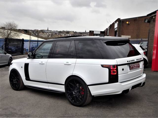 2017 Land Rover Range Rover 4.4 SDV8 Vogue 4dr Auto SVO DIAMONDD BLACK EDITION LOW MILEAGE 339 BHP LR WARRANTY WHITE 67 REG