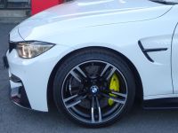 BMW M4 3.0 2dr DCT M4 GTS PACK LOW MILEAGE CARBON M PERFORMANCE PACKAGE FBMWSH Convertible Petrol White