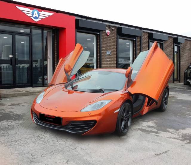 McLaren MP4-12C V8 SPIDER 615 3.8 3DR CARBON EXTRAS Convertible Petrol Volcano Orange