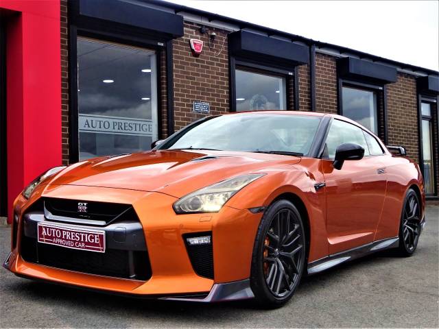 Nissan GT-R 3.8 Recaro 2dr Auto Coupe Petrol Gold