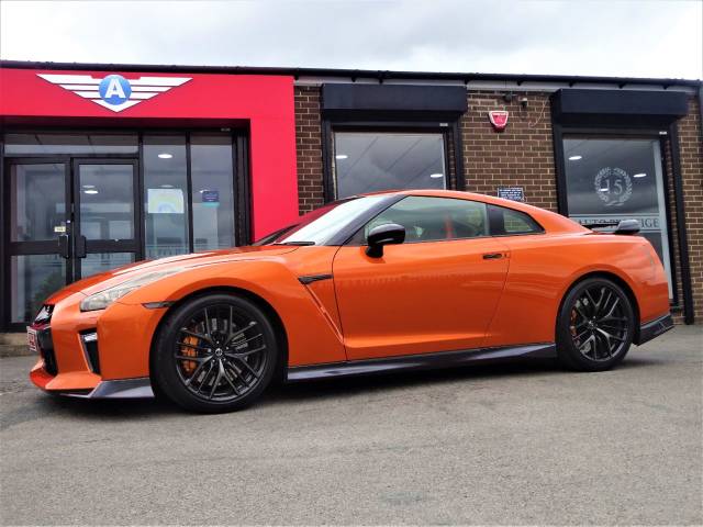 2017 Nissan GT-R 3.8 Recaro 2dr Auto