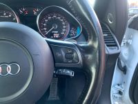 Audi R8 5.2 FSI Quattro 2dr R Tronic Convertible Petrol White