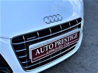 Audi R8 5.2 FSI Quattro 2dr R Tronic Convertible Petrol White