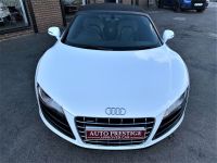 Audi R8 5.2 FSI Quattro 2dr R Tronic Convertible Petrol White