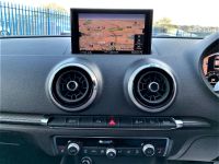 Audi RS3 2.5 TFSI RS 3 Quattro 4dr S Tronic RARE METALLIC WHITE BLACK PACK AUDI WARRANTY Saloon Petrol White