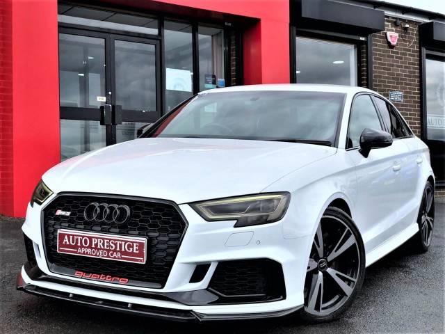 Audi RS3 2.5 TFSI RS 3 Quattro 4dr S Tronic RARE METALLIC WHITE BLACK PACK AUDI WARRANTY Saloon Petrol White