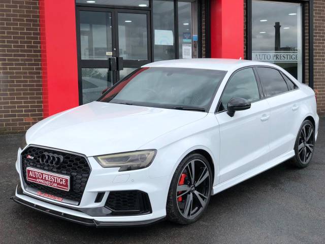 2018 Audi RS3 2.5 TFSI RS 3 Quattro 4dr S Tronic RARE METALLIC WHITE BLACK PACK AUDI WARRANTY