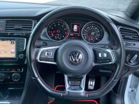 Volkswagen Golf 2.0 GOLF GTI PERFORMANCE PACK DSG Hatchback Petrol White