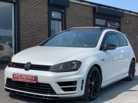 Volkswagen Golf 2.0 TSI R 3dr DSG Hatchback Petrol White