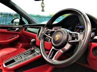Porsche Macan 3.6 Turbo 5dr PDK PARTEX TO CLEAR HUGE SPEC RED LEATHER PAN ROOF SPORTS EXHAUSTS Estate Petrol Black