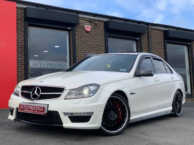 2012 Mercedes-Benz C Class 6.2 C63 4dr Auto PEARL WHITE+CARBON+FSH