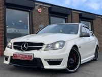 Mercedes-Benz C Class 6.2 C63 4dr Auto PEARL WHITE+CARBON+FSH Saloon Petrol White
