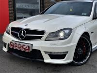 Mercedes-Benz C Class 6.2 C63 4dr Auto PEARL WHITE+CARBON+FSH Saloon Petrol White