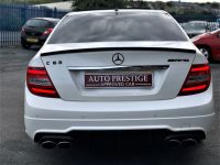 Mercedes-Benz C Class 6.2 C63 4dr Auto PEARL WHITE+CARBON+FSH Saloon Petrol White