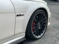 Mercedes-Benz C Class 6.2 C63 4dr Auto PEARL WHITE+CARBON+FSH Saloon Petrol White
