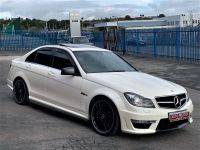 Mercedes-Benz C Class 6.2 C63 4dr Auto PEARL WHITE+CARBON+FSH Saloon Petrol White