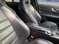 Mercedes-Benz C Class 6.2 C63 4dr Auto PEARL WHITE+CARBON+FSH Saloon Petrol White