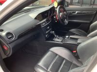 Mercedes-Benz C Class 6.2 C63 4dr Auto PEARL WHITE+CARBON+FSH Saloon Petrol White
