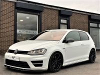 Volkswagen Golf 2.0 TSI R 3dr DSG Hatchback Petrol White