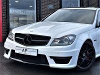Mercedes-Benz C Class 6.2 C63 4dr Auto Saloon Petrol White