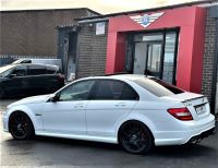 Mercedes-Benz C Class 6.2 C63 4dr Auto Saloon Petrol White