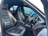 Mercedes-Benz C Class 6.2 C63 4dr Auto Saloon Petrol White