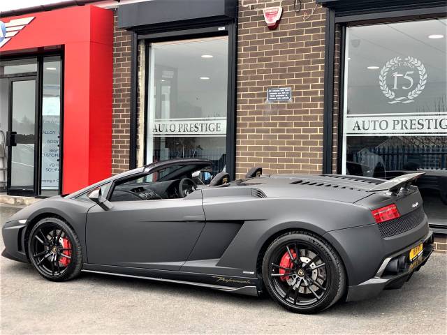 2011 Lamborghini Gallardo 5.2 SPYDER AUTO LP570-4 PERFORMANTE CARBON EDITION STEALTH BLACK CARBON SEATS