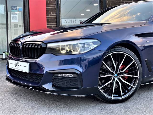 2018 BMW 5 Series 2.0 520d M Sport 4dr Auto BLUE M PERFORMANCE KIT