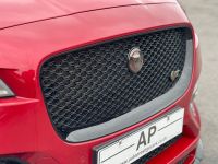 Jaguar F-Pace 3.0d V6 S 5dr Auto AWD ADAIR RSV GTS WIDEBODY HUGE SPEC PAN ROOF DVD SYSTEM BLACK Estate Diesel Red