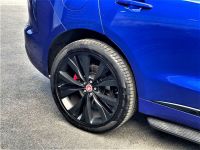 Jaguar F-Pace JAGUAR F-PACE 3.0d V6 S Auto AWD Euro 6 EVERY EXTRA+BLACK PACK+SLIDING PAN ROOF SUV Diesel Performance Blue