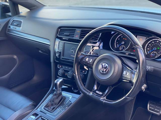 2017 Volkswagen Golf 2.0 TSI R 3dr DSG HIGHEST SPEC PAN ROOF LEATHERS R/CAM DCC SATNAV LOWERED