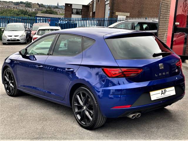 2020 SEAT Leon 2.0 TDI 150 FR Black Edition [EZ] 5dr DSG RARE+MEGA SPEC+LOW OWNERS+MINT