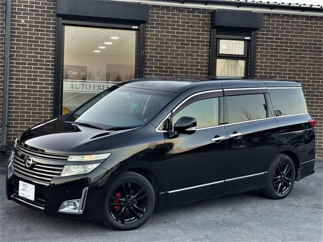 Nissan Elgrand 2.5 HIGHWAY STAR MPV Petrol Black