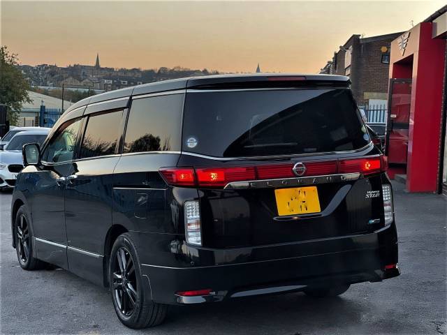 2022 Nissan Elgrand 2.5 HIGHWAY STAR