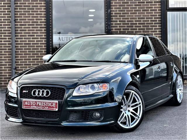 Audi RS4 4.2 Quattro 4dr RARE CAMBRIDGE DEEP BLACK GREEN 10K SPENT RECENTLY RAREST AROUND ORIGINAL CONDITION Saloon Petrol Green