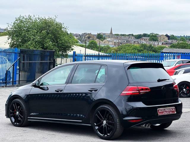 2015 Volkswagen Golf 2.0 TDI GTD 5dr LOW MILEAGE BLACK PACK