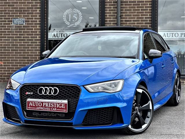 Audi RS3 2.5 TFSI RS 3 Quattro 5dr S Tronic [Nav] Hatchback Petrol Blue