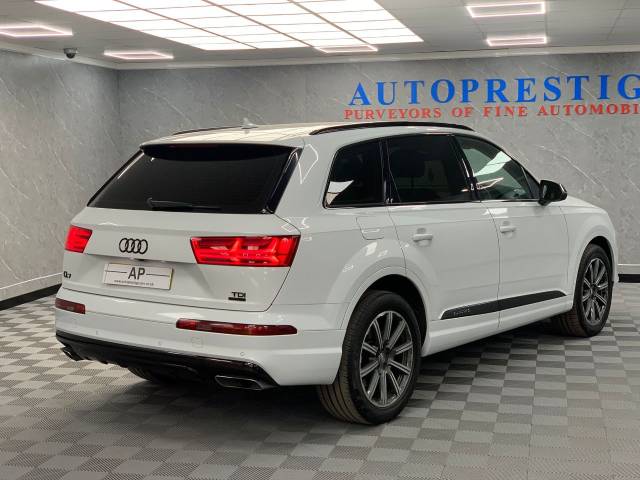 2015 Audi Q7 3.0 TDI Quattro SE 5dr Tip Auto