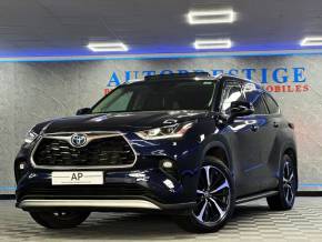 TOYOTA HIGHLANDER 2022 (22) at Autoprestige Cars Bradford