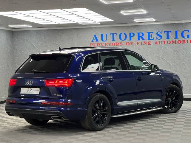 2018 Audi Q7 3.0 50 TDI Quattro S Line 5dr Tiptronic OVER 15K FACTORY EXTRAS TRAIL PACK TECH PACK EXCLUSIVE NAVARRA