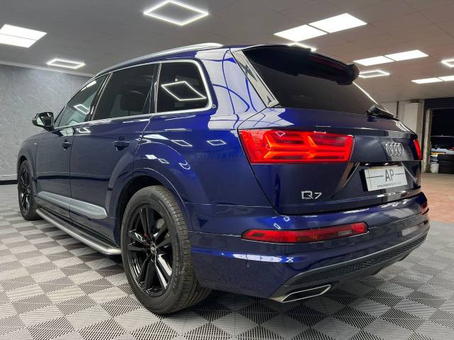 2018 Audi Q7 3.0 50 TDI Quattro S Line 5dr Tiptronic OVER 15K FACTORY EXTRAS TRAIL PACK TECH PACK EXCLUSIVE NAVARRA