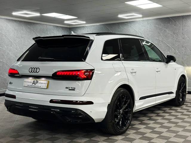 2021 Audi Q7 3.0 50 TDI Quattro Black Edition 5dr Tiptronic PAN ROOF 360 CAMS BOSE 7 SEATER GLACIER WHITE
