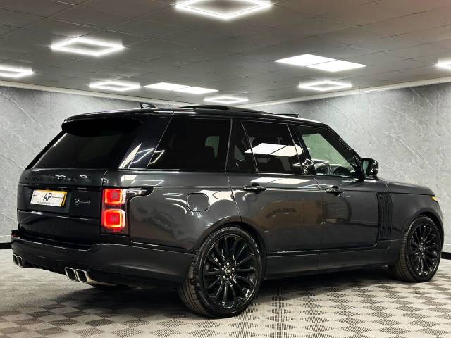 2017 Land Rover Range Rover 4.4 SDV8 Autobiography BLACK EDITION PACKAGE MASSIVE SPEC SOFT DOORS PAN ROOF SVO AERO PACK