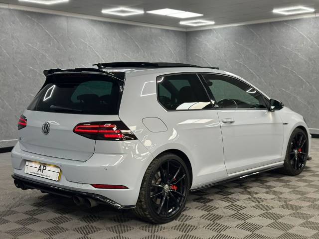 2018 Volkswagen Golf 2.0 TSI 310 R 3dr 4MOTION DSG AKRAPOVIC PAN ROOF PEARL WHITE 7.5 MODEL