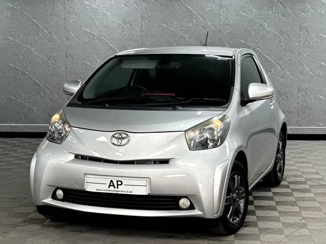 Toyota iQ 1.0 VVT-i 2 3dr Hatchback Petrol Silver