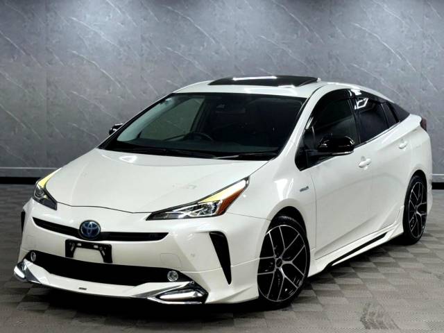 2020 Toyota Prius 4.0 Toyota Prius 1.8 VVT-h Business Edition CVT Euro 6 (s/s) 5dr HUGE SPEC|FRESH JAPAN IMPORT