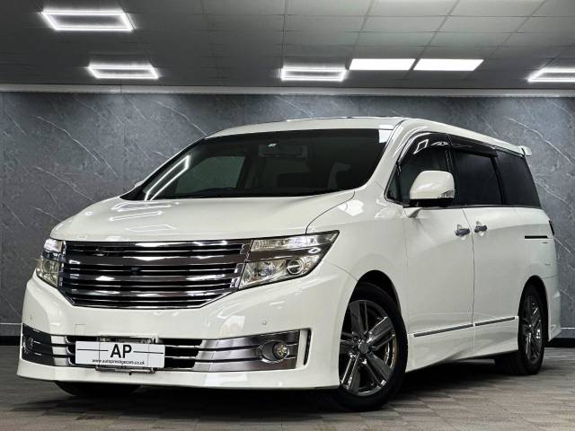 Nissan Elgrand 3.5 AUTO RIDER NISMO TUNED 7 SEATER  NISMO KIT EXECUTIVE TRAVEL MPV Petrol White
