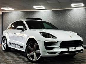 PORSCHE MACAN 2015 (65) at Autoprestige Cars Bradford